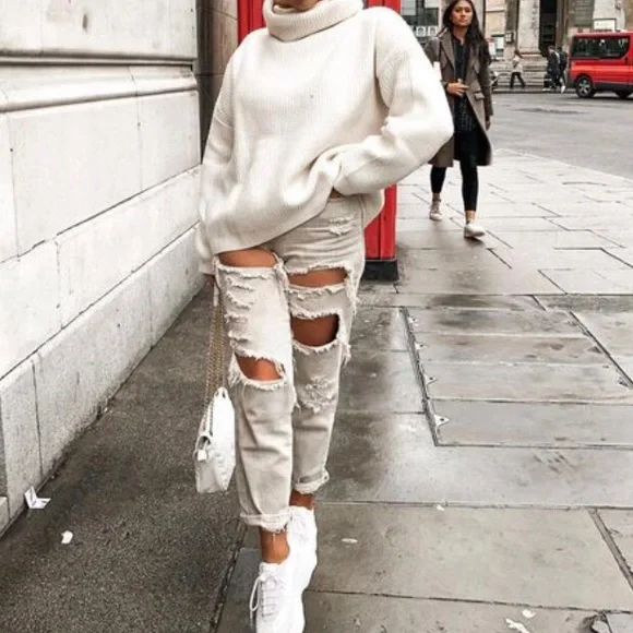 MISSGUIDED Riot Mom Jeans Extreme Ripped Rigid With High Waist - Picture 4 of 4